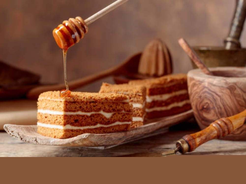 Dùng mật ong trong món bánh